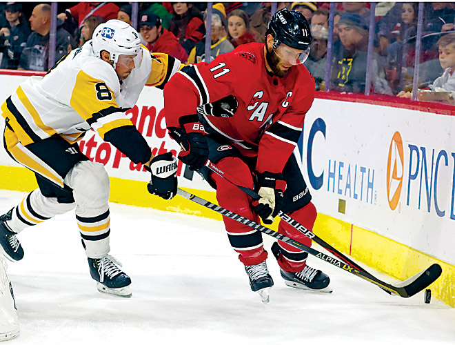 Staal’s goal caps Hurricanes’ comeback win